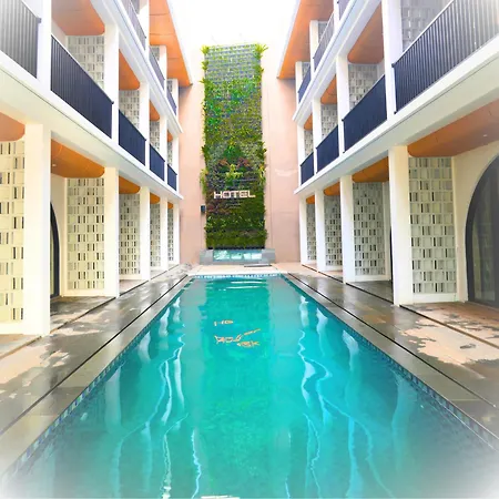 Suites5 Hotel